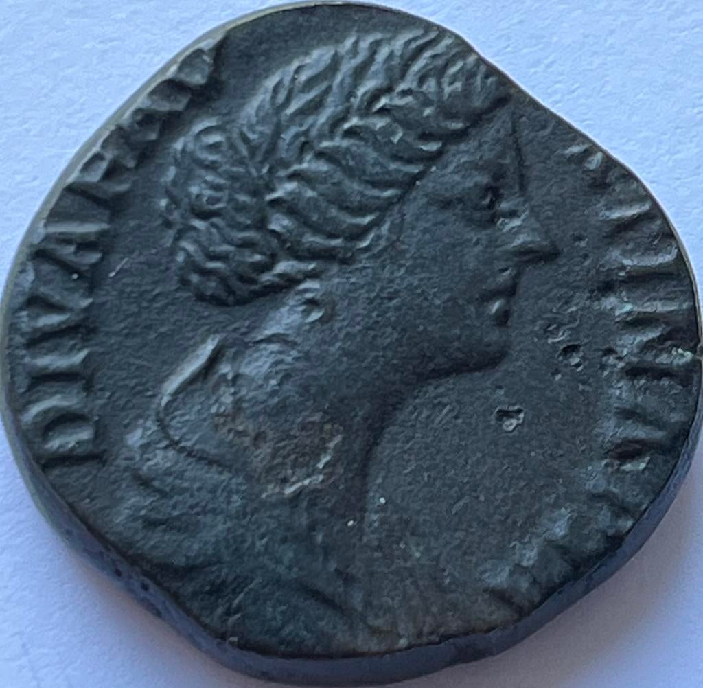 Schaarse Romeinse sestertius Faustina Minor, Ophalen of Verzenden, Losse munt