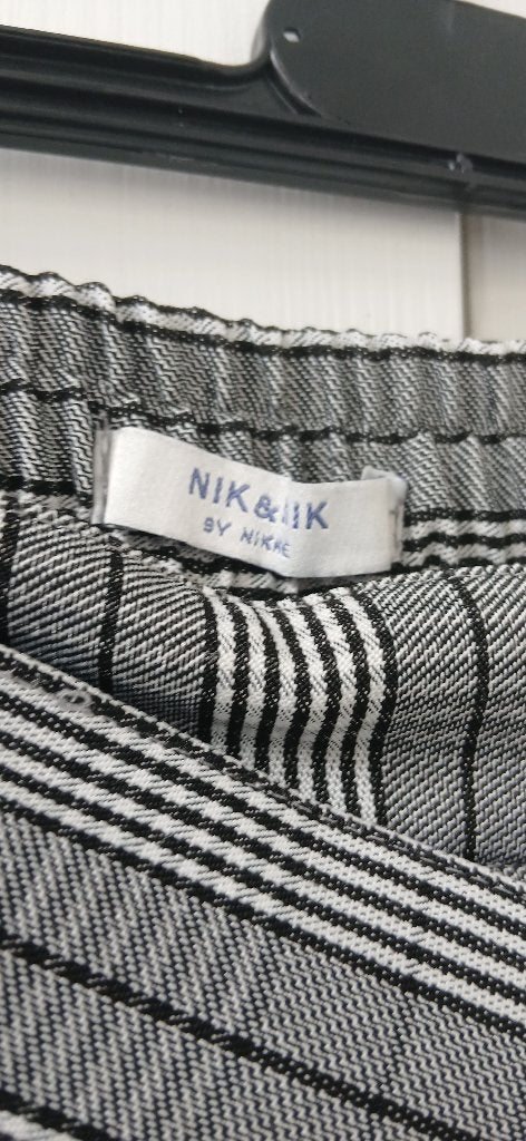 Broek grijs-geruit NIKKIE - maat 16/176, Broek, Meisje, Nik&Nik, Ophalen of Verzenden
