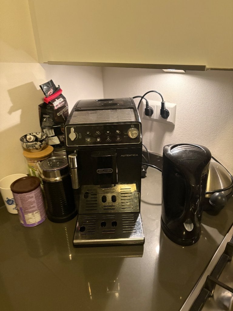 DeLonghi coffee machine, Ophalen, Afneembaar waterreservoir, Gebruikt, Koffiemachine
