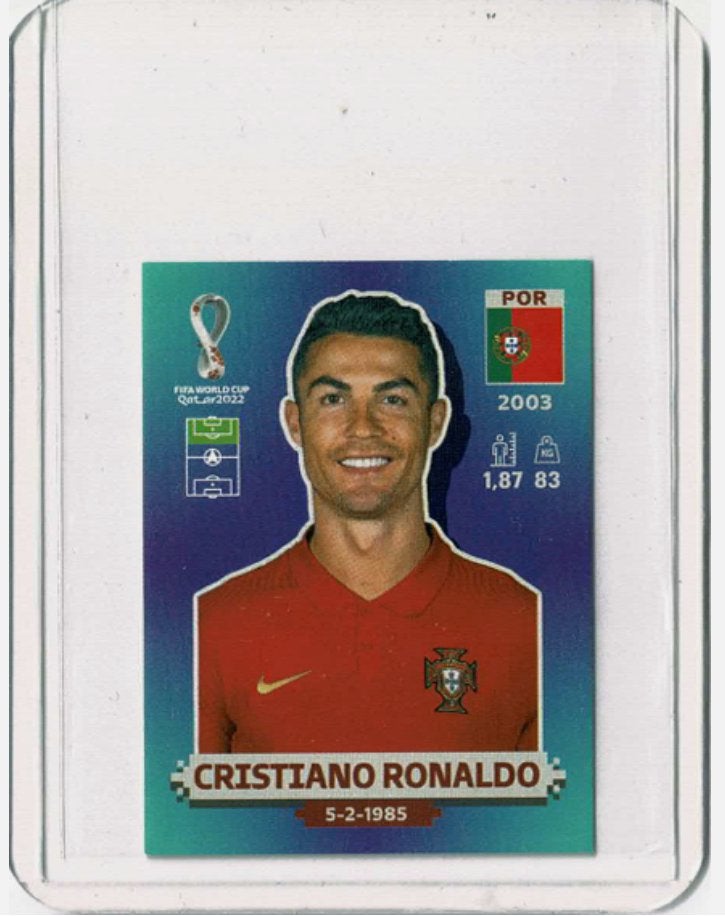 2022 Panini WK Cristiano Ronaldo GOAT Legend Blue Border, Verzamelen, Ophalen of Verzenden, Zo goed als nieuw, Buitenlandse clubs