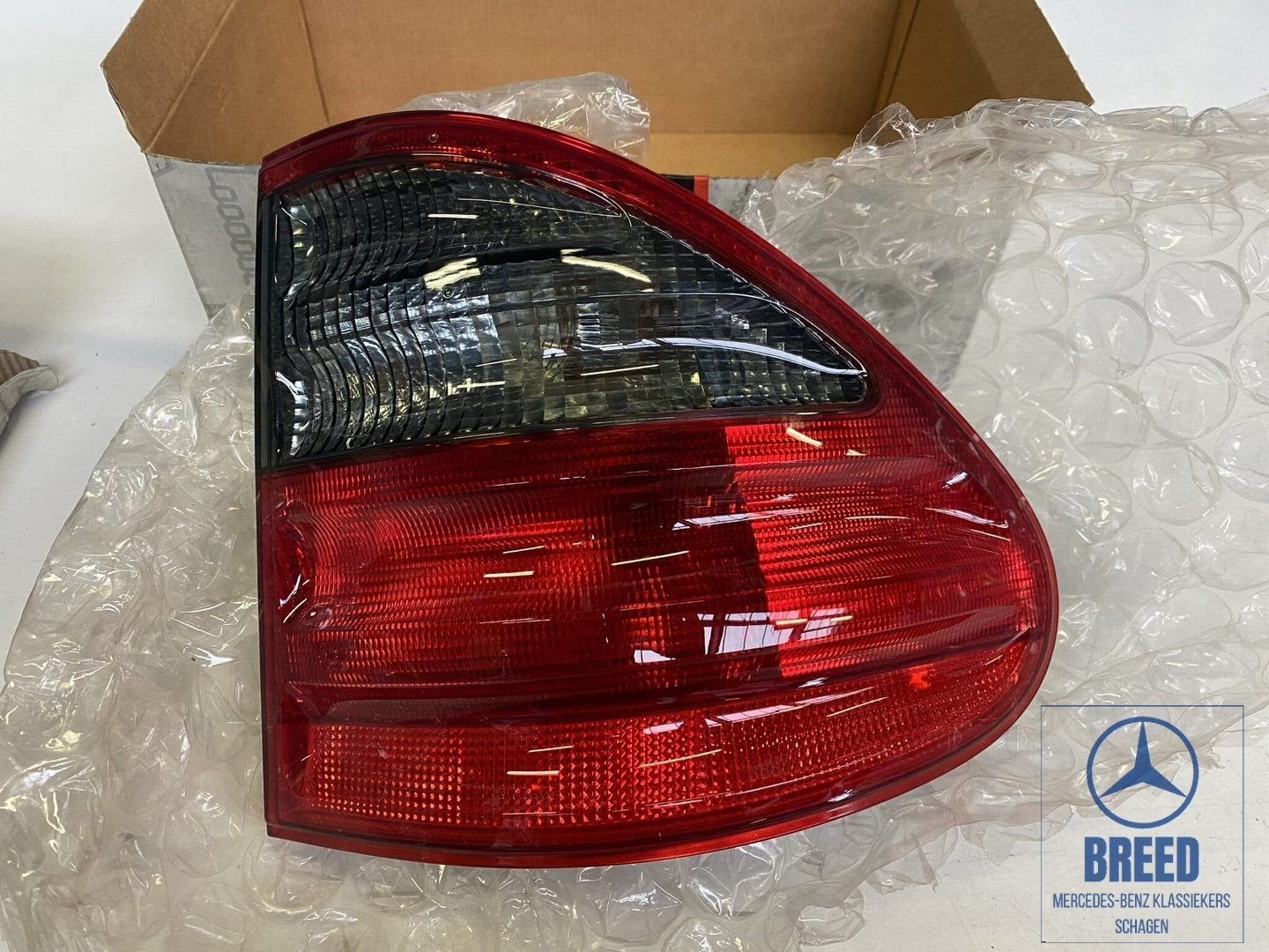 NOS achterlicht rechts voor Mercedes-Benz W210 S210 E-Klasse, -, Nieuw, Ophalen of Verzenden, -