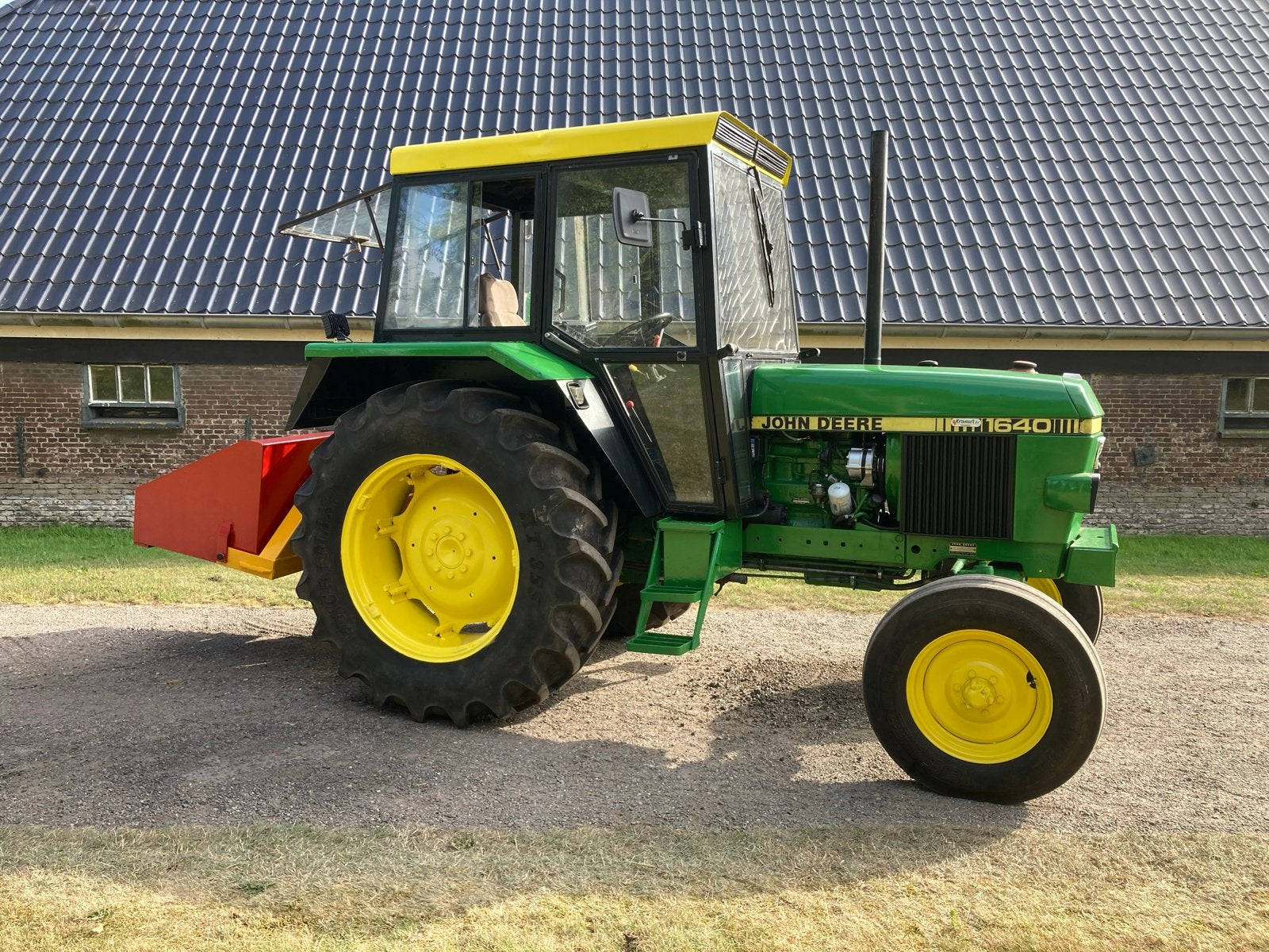 John Deere 1640 - Volledig opgeknapte ( marge object), Gebruikt, Meer dan 10000, Tot 80 Pk, Ophalen