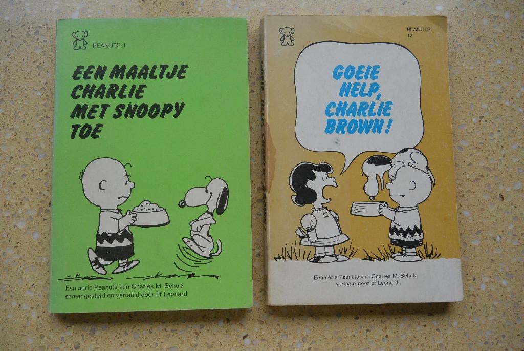 2x Charlie Brown Peanuts 1 en 12 Zwarte Beertjes Strip, Boeken, Meerdere stripboeken, Ophalen of Verzenden, Gelezen, Charles M. Schulz