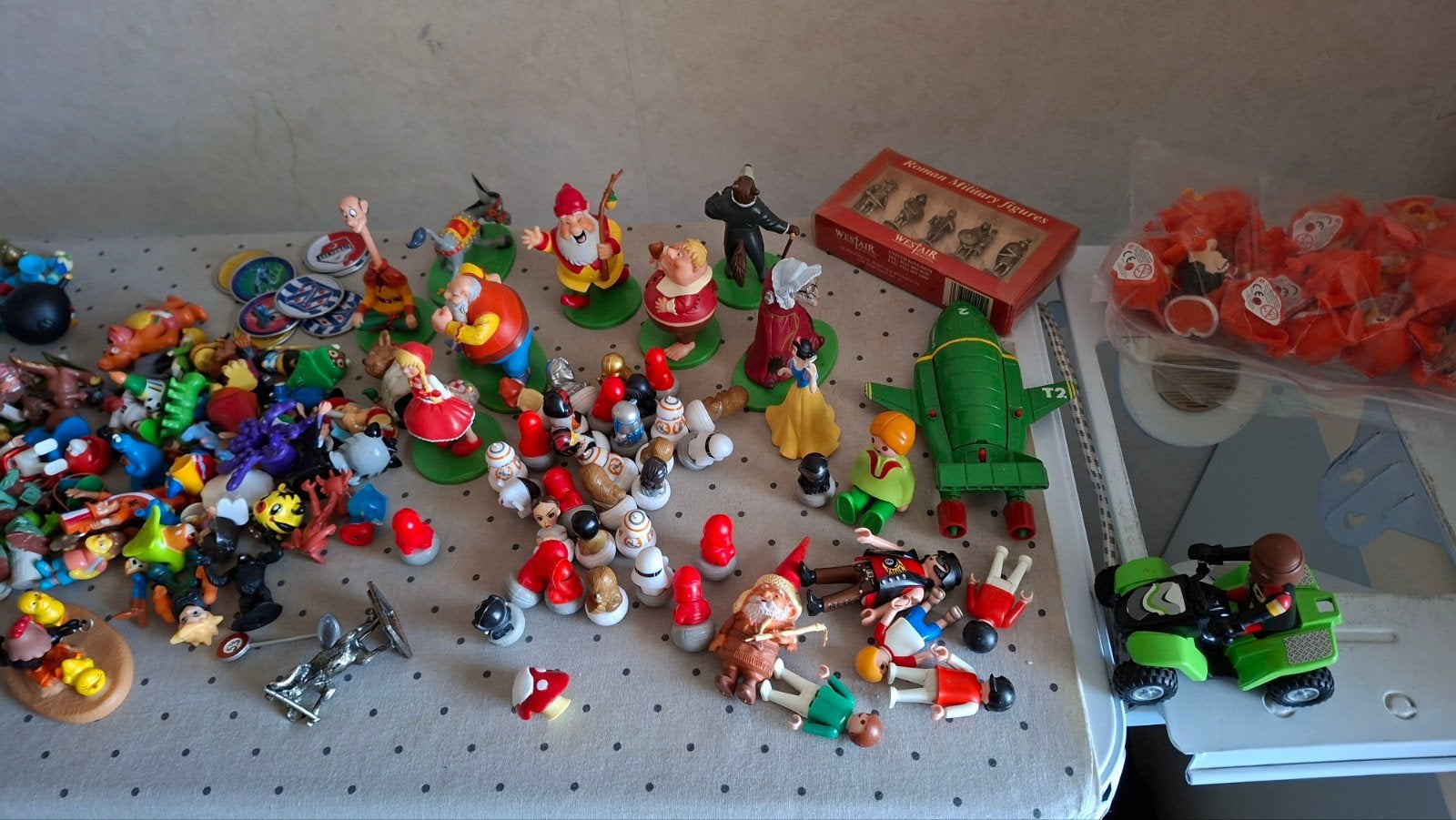 grote verzameling poppetjes en figuurtjes, Verzamelen, Ophalen of Verzenden, Zo goed als nieuw