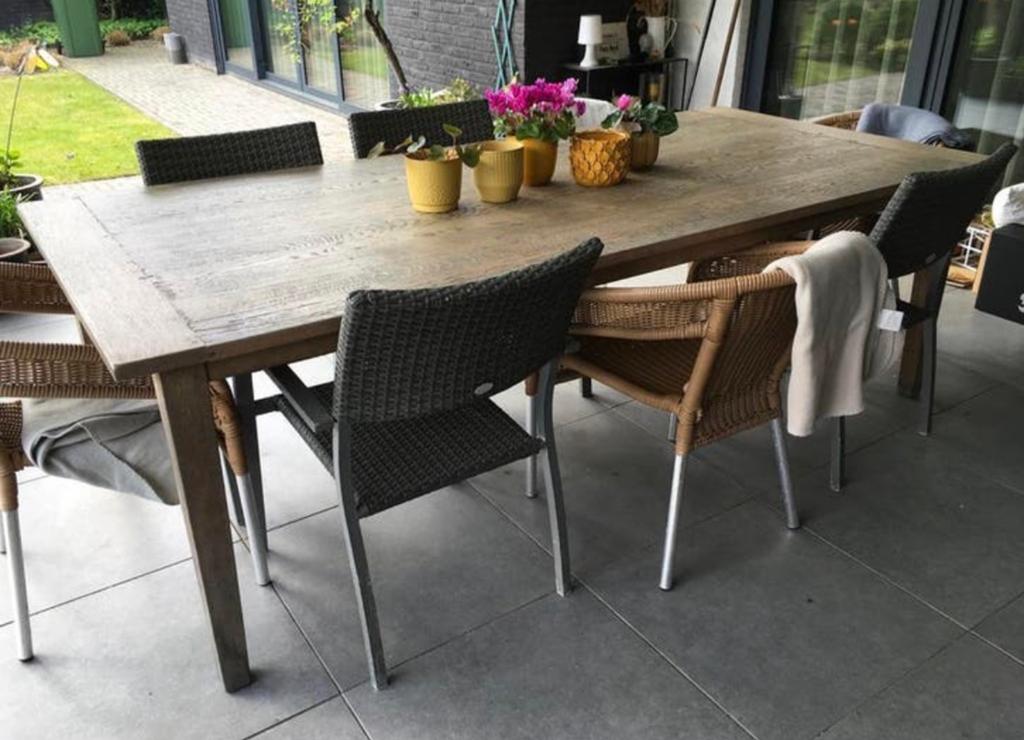 Mag. Oor 50 euro weg. Super fijne tafel, Ophalen, 100 tot 150 cm, 200 cm of meer, Zo goed als nieuw