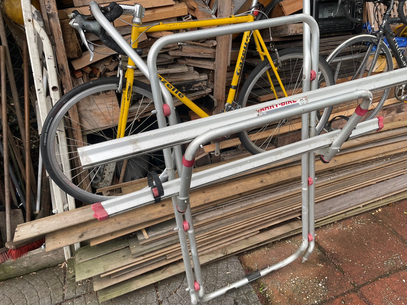 Volkswagen transporter t5 vietsendrager, Ophalen of Verzenden, Zo goed als nieuw, Achterklepdrager