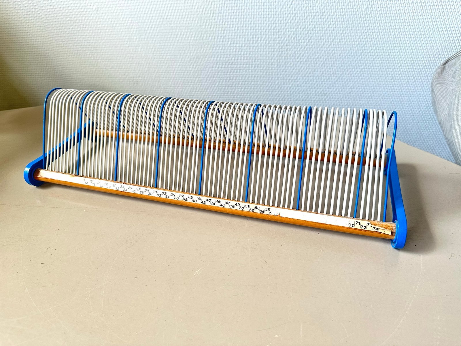 Vintage LP rekje - Vinyl opberger - Platenhouder, Huis en Inrichting, Gebruikt, Ophalen of Verzenden, 25 tot 75 discs, Cd's