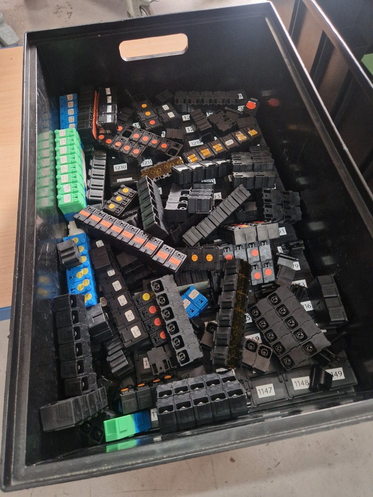 SMD Componenten Bakjes voor Prototyping, Ophalen of Verzenden, Gebruikt