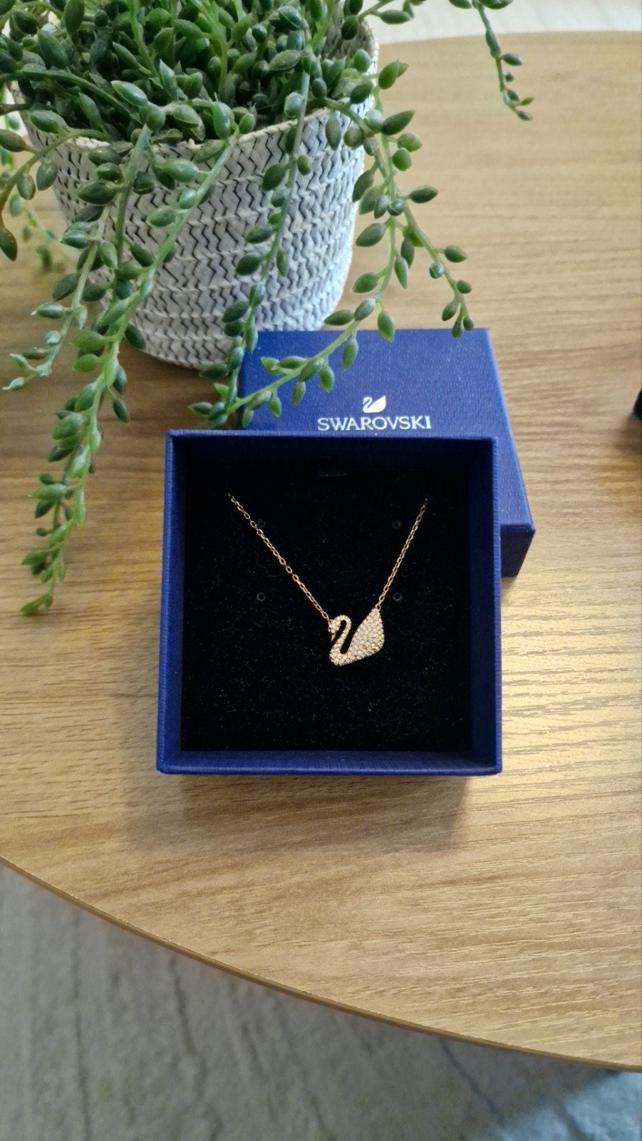 Swarovski ketting met zwaan hanger en kristallen, Ophalen, Overige materialen, Met hanger, Zo goed als nieuw