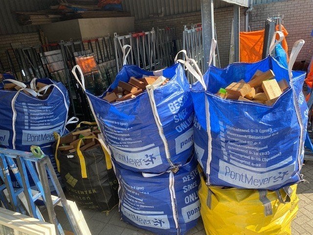 Brandhout / Haardhout (hardhout) Droog, Minder dan 3 m³, Ophalen, Overige houtsoorten, Blokken