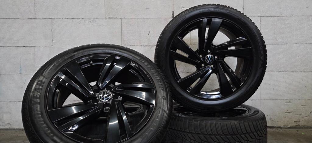 20" VW Touareg R-line Nevada orig velgen winterbanden TPMS, Gebruikt, 285 mm, Banden en Velgen, V