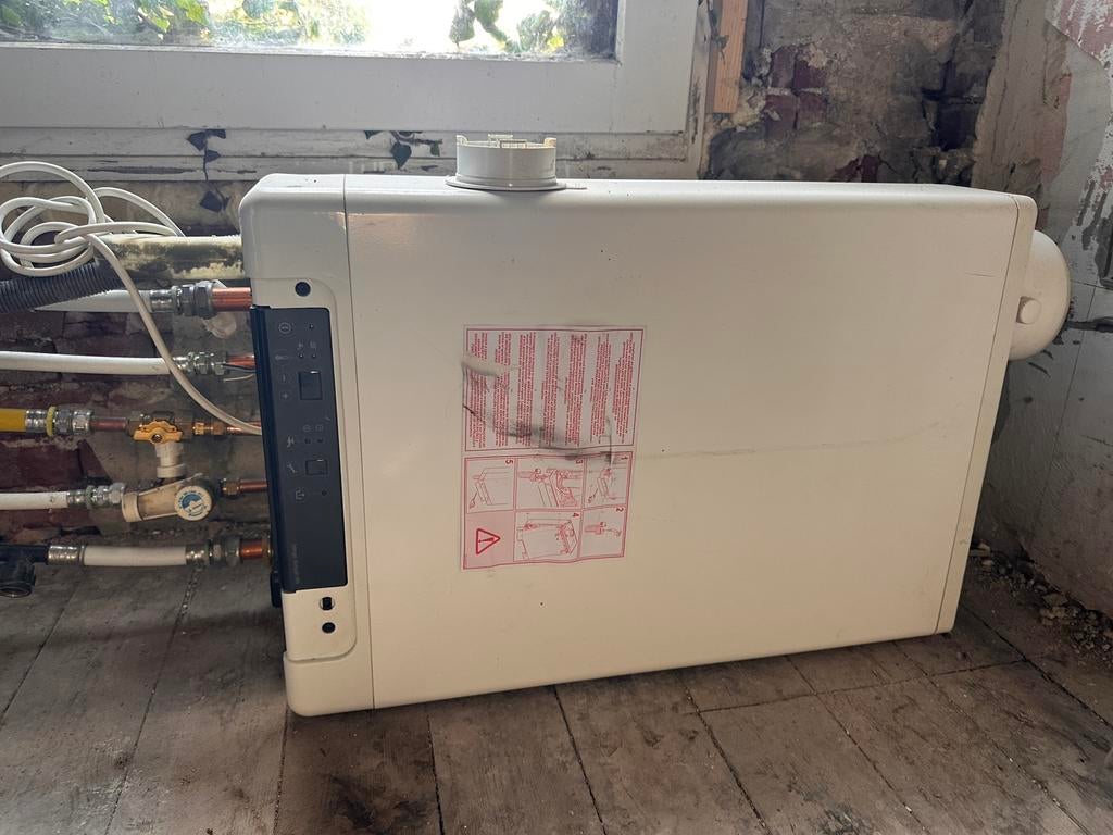 HR Intergas Kombi Kompakt HRE 28/24 cv-ketel 2014, Ophalen, 30 tot 80 cm, Gebruikt, Hoog rendement (Hr)