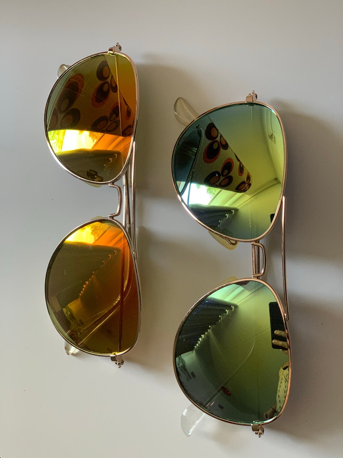 2x Zonnebril met spiegelglazen - nieuw- Goudkleurig montuur, Overige merken, Gebruikt, Zonnebril, Overige kleuren