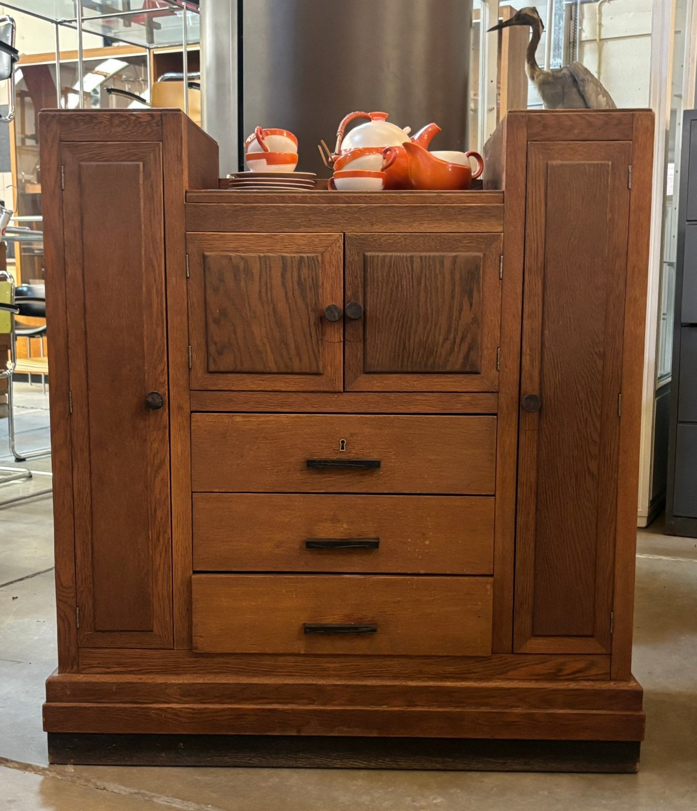 Art deco kast, Ophalen