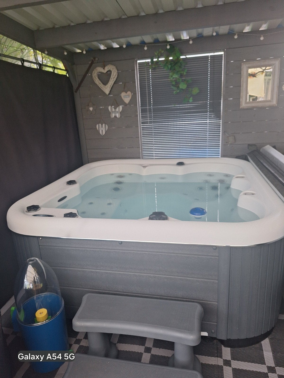 Jacuzzi te koop, Ophalen, Filter