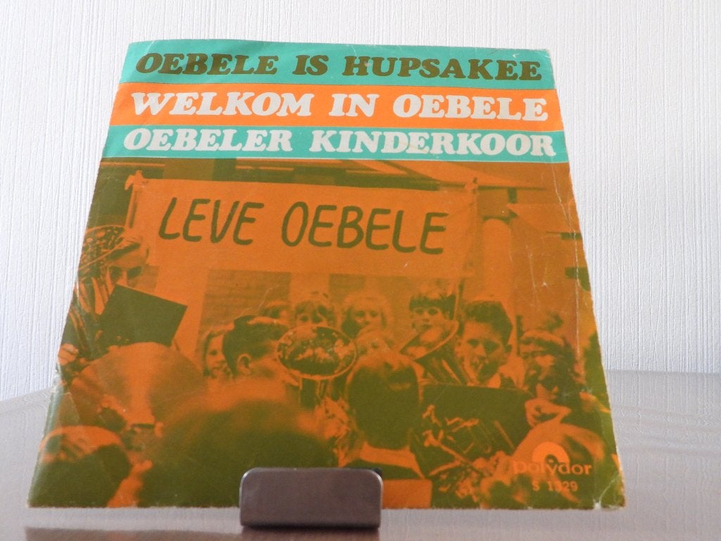 Oebeler Kinderkoor – Oebele is hupsakee - Welkom in Oebele, Ophalen of Verzenden, Gebruikt, Pop, Single