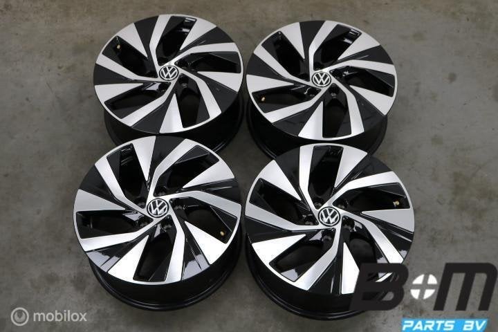 ORIGINEEL! 17 inch velgen VW Passat - VW T-Roc 571601025A, Auto-onderdelen, Gebruikt, Velg(en)