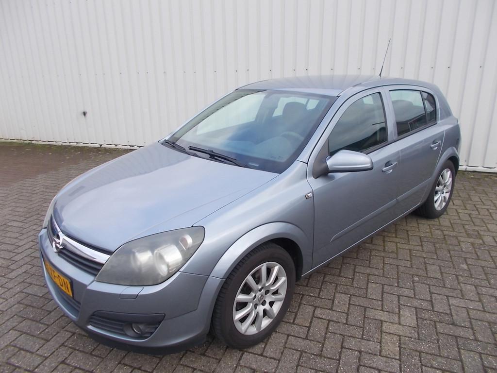 Opel Astra 1.6 Edition LPG G3 ( GEEN APK / ZO MEE! ), Voorwielaandrijving, Gebruikt, 4 cilinders, Origineel Nederlands