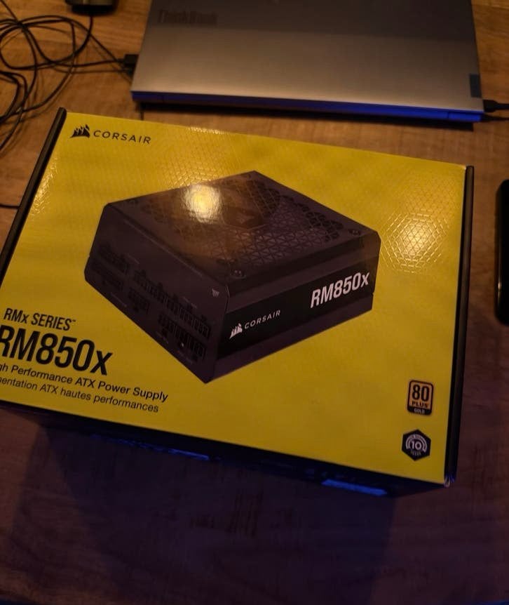 Corsair RM850x Voeding - 850w Gold, Computers en Software, Ophalen of Verzenden, Zo goed als nieuw
