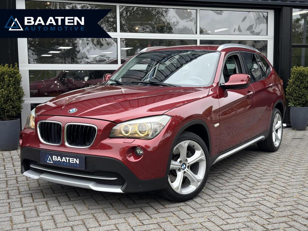 BMW X1 25i xDrive Executive 218pk |1e eig|6 cilinder N52|har, Auto's, Stof, Parkeersensor, 1675 kg, 2000 kg