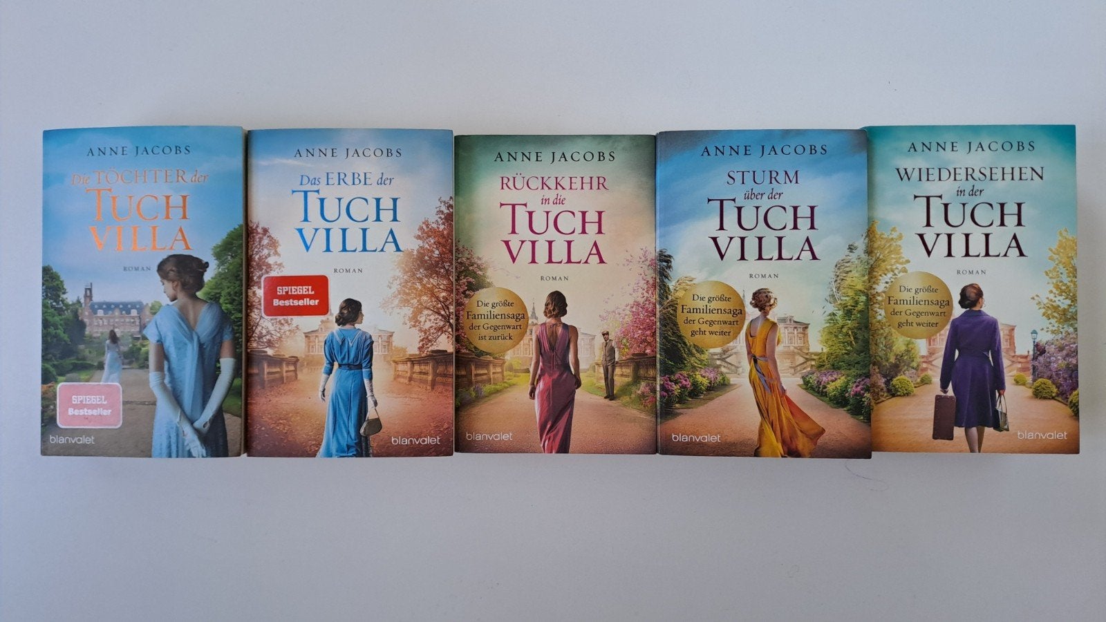 Die Tuchvilla - Anne Jacobs - Boek 2 t/m 6 (Duits), Ophalen of Verzenden, Zo goed als nieuw, Anne Jacobs