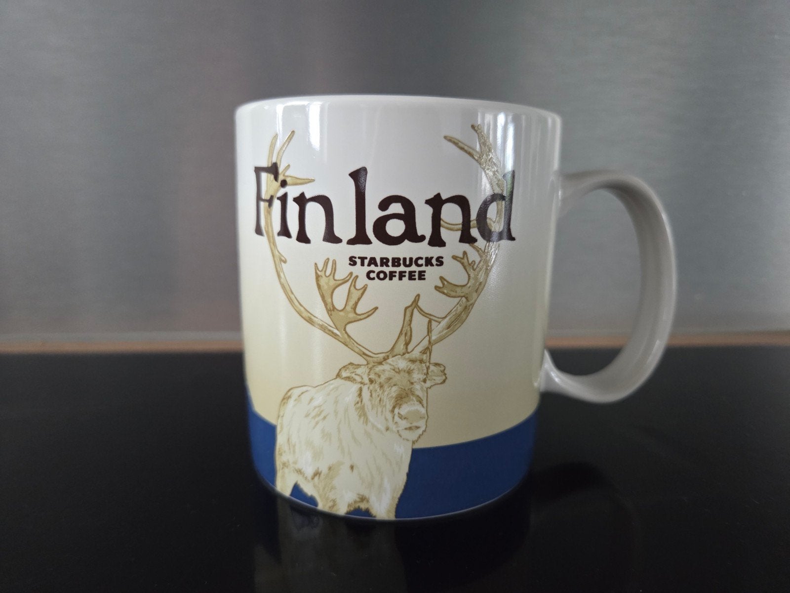 Starbucks mok Finland - Nieuw, Huis en Inrichting, Keuken | Servies, Ophalen of Verzenden, Nieuw, Overige stijlen, Kop(pen) en/of Schotel(s)