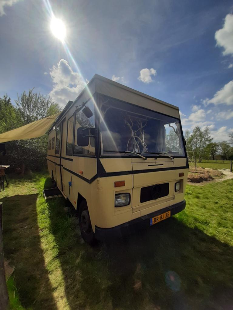 Unieke Mercedes 608D zelfbouw bus camper, Caravans en Kamperen, Campers, Particulier, Buscamper of Camperbus, Mercedes-Benz