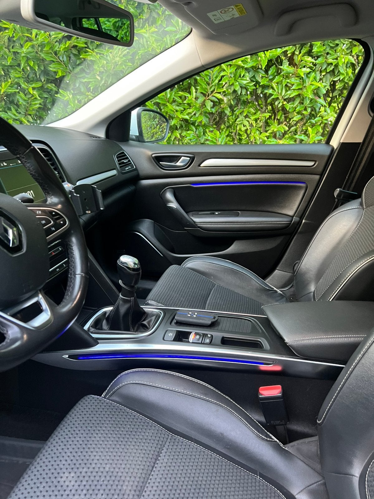 Foto 8 van Renault Mégane 1.2 Energy TCe Bose 130pk 2017 Wit