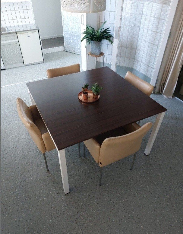 4x beige leren eetkamerstoel van JESS Design, Ophalen, Gebruikt