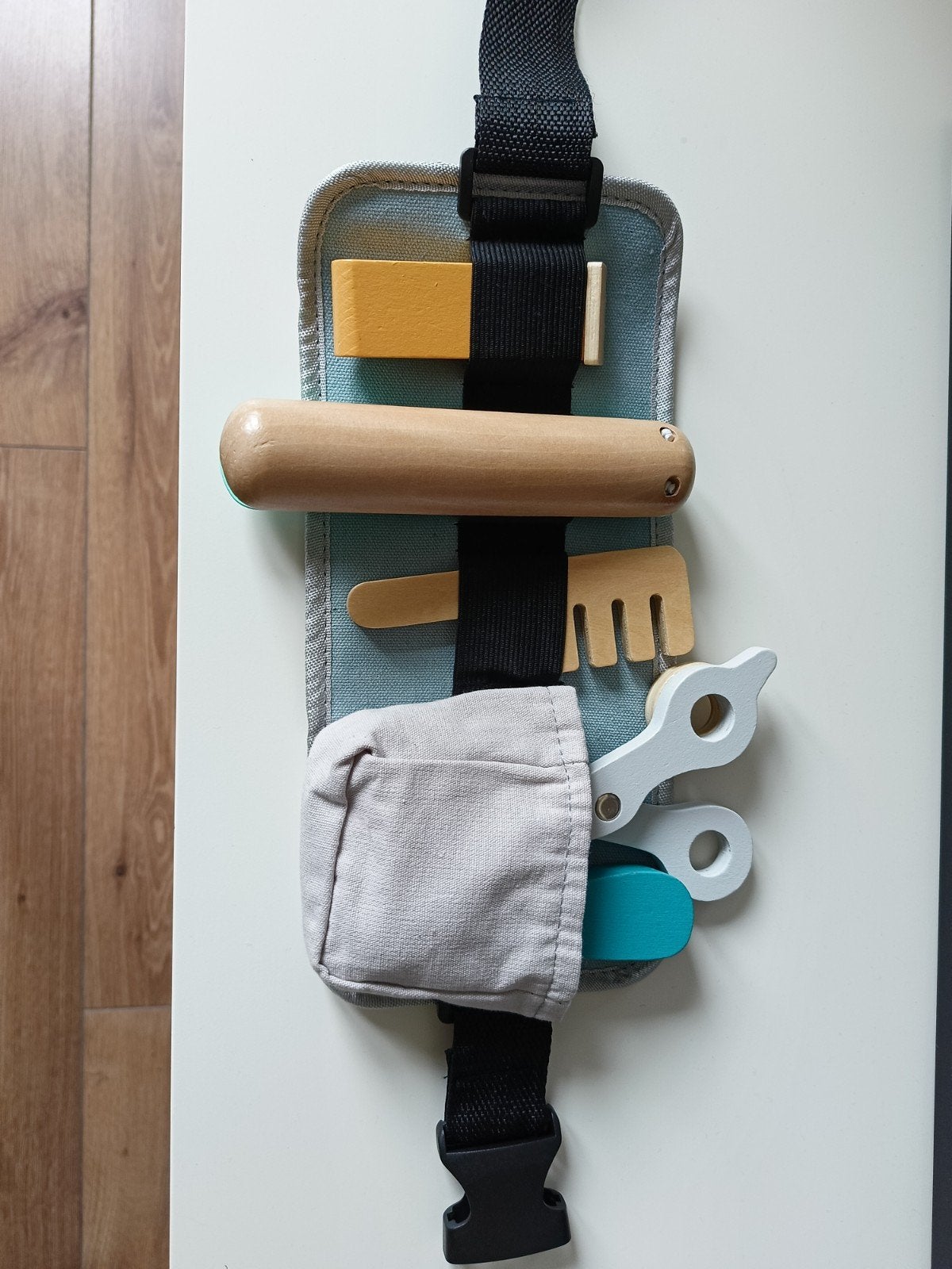 Houten Kinder Kappersset met Draagband, Ophalen of Verzenden, Zo goed als nieuw, Ontdekken