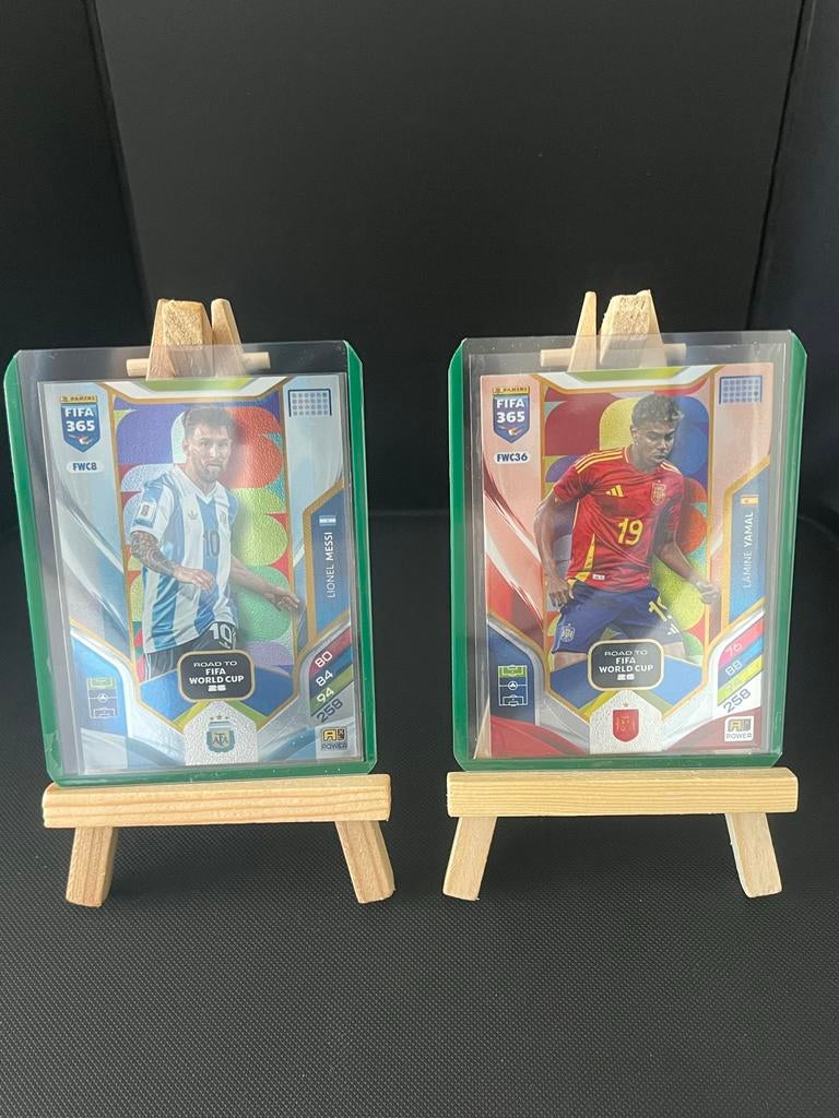 Panini FIFA 365 Road to FIFA World Cup 2026 Messi & Yamal, Ophalen of Verzenden, Zo goed als nieuw, Buitenlandse clubs, Spelerskaart
