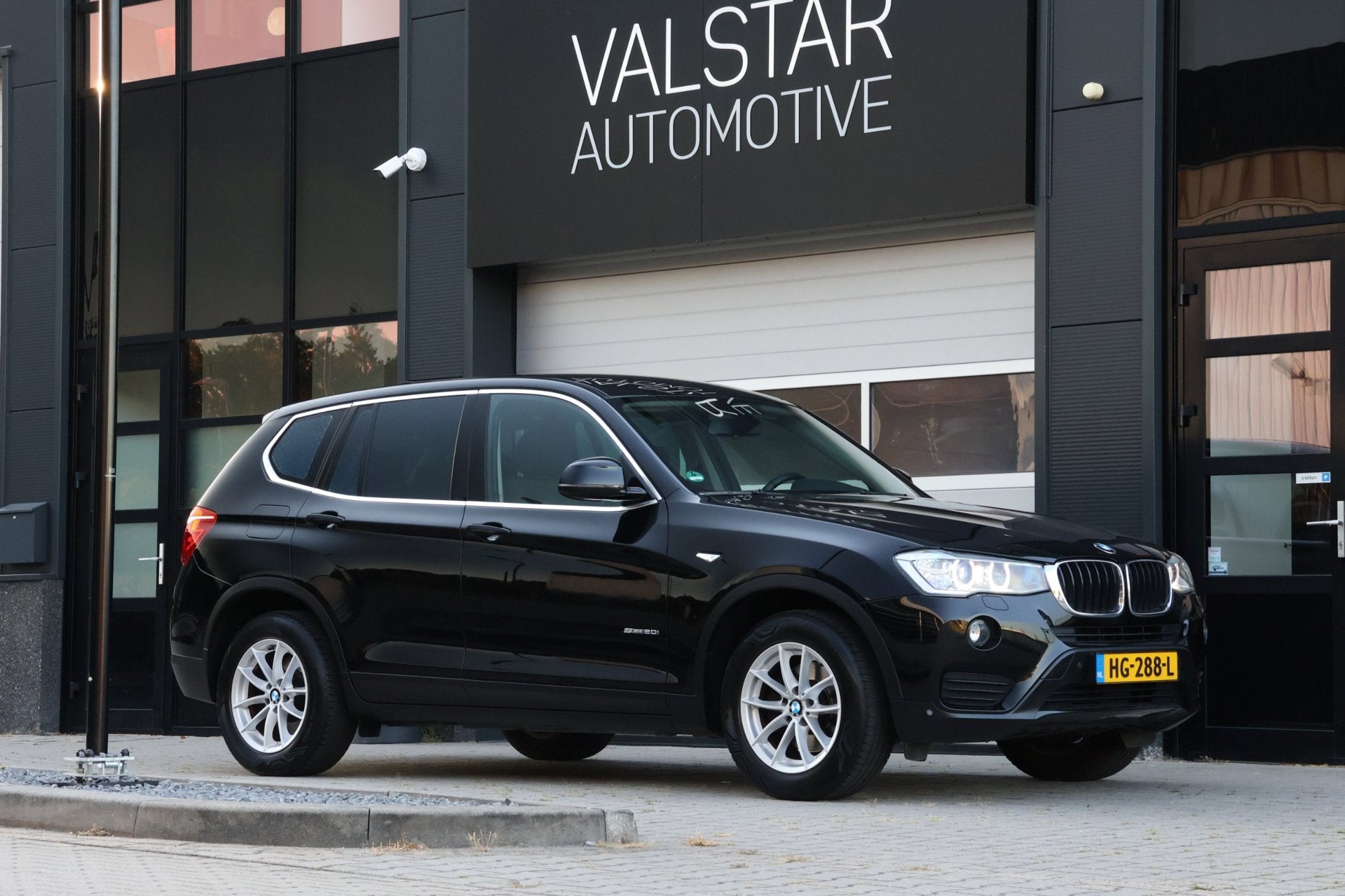 BMW X3 SDrive20i Executive | Trekhaak | Xenon | keurig!, Automaat, Gebruikt, Euro 6, 4 cilinders