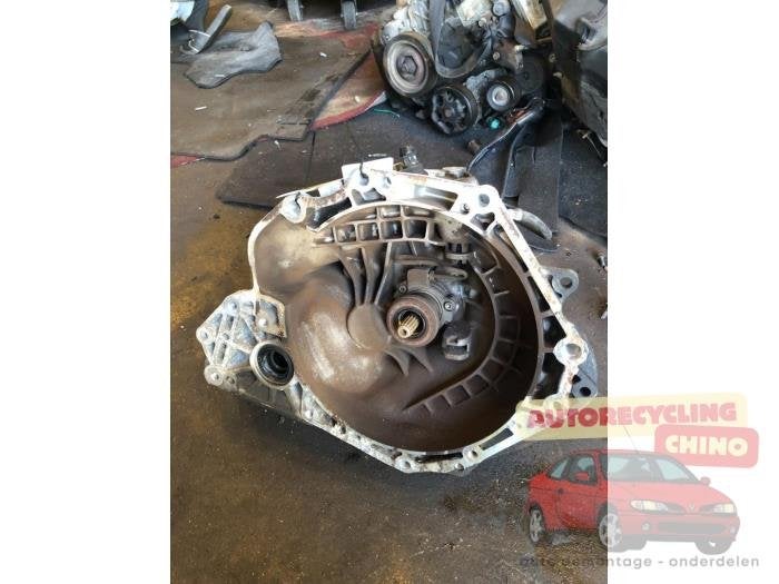 Versnellingsbak van een Opel Tigra, Ophalen, Gebruikt, -, -