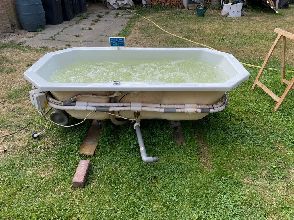 Bubbelbad met waterjets en air-jets, Ophalen, Gebruikt, Vast