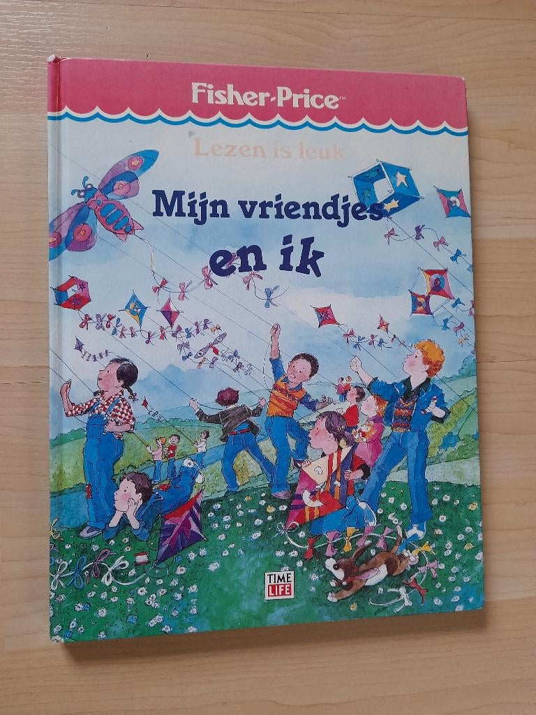 MIJN VRIENDJES EN IK  Fisher Price, Boeken, Ophalen of Verzenden, Gelezen, Fictie algemeen