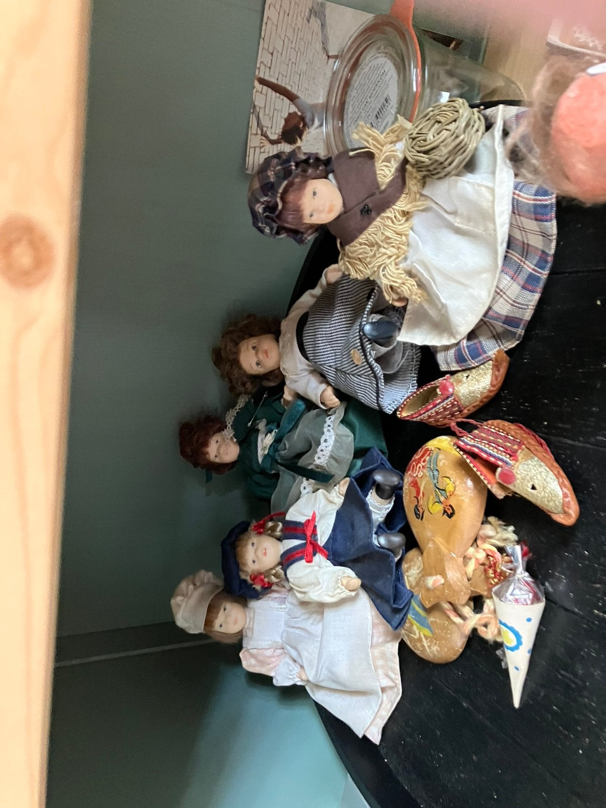 5 popjes in originele kleding, Verzamelen, Poppenhuizen en Toebehoren, Ophalen of Verzenden, Zo goed als nieuw, Poppenhuis