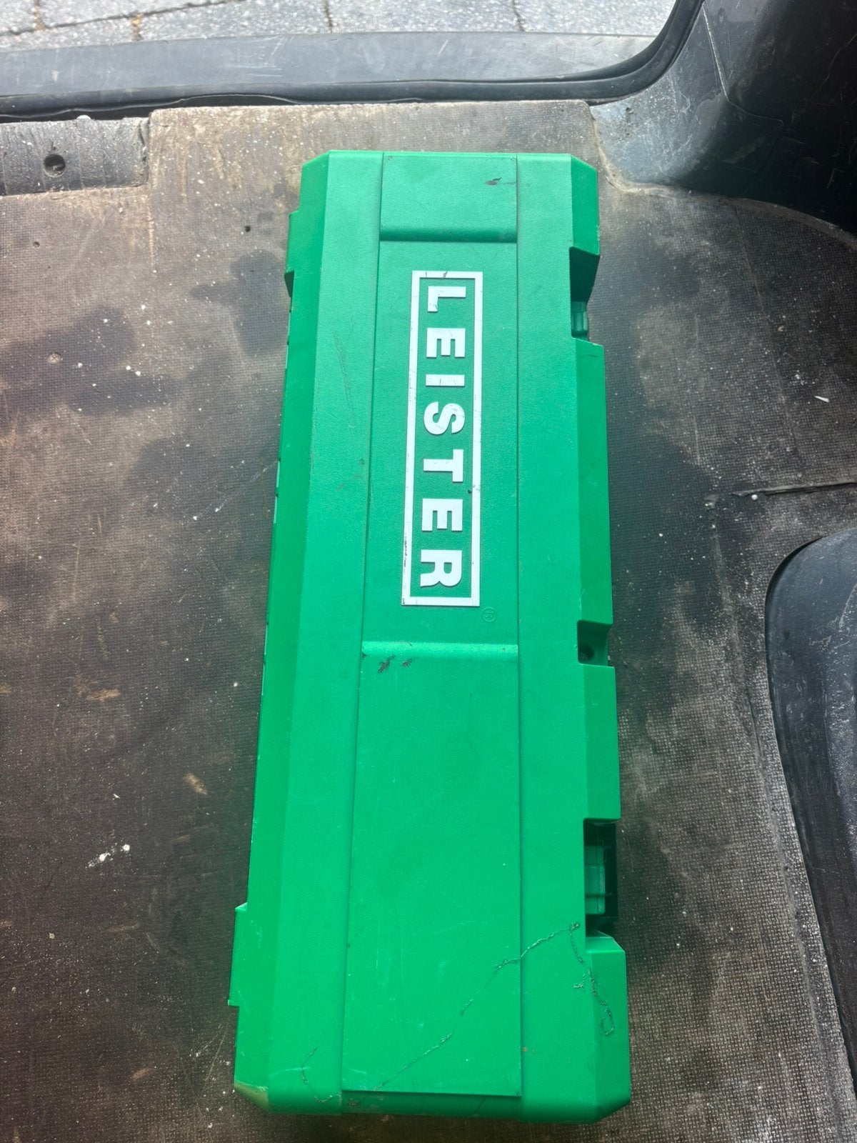 Leister triac st, Ophalen
