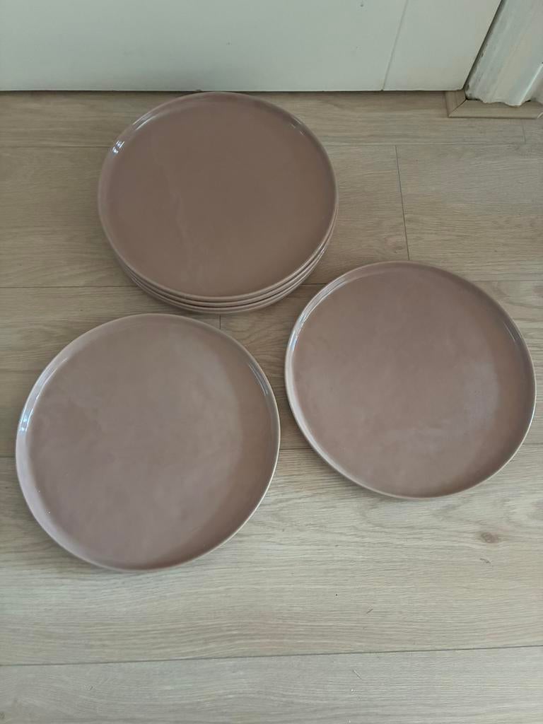 Mooie grote borden van Gusta kleur Nude. Evt. 6 stuks NIEUW!, Ophalen, Nieuw, Bord(en), Overige stijlen
