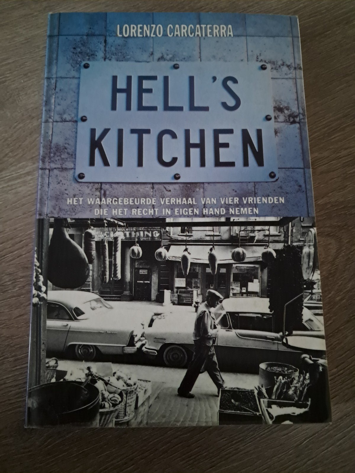 E2 Hell's Kitchen - Lorenzo Carcaterra (Boek), Ophalen of Verzenden, Gelezen, Lorenzo Carcaterra, Amerika