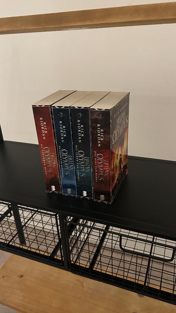 Helden van Olympus boeken - Rick Riordan, Boeken, Ophalen, Gelezen, Rick Riordan