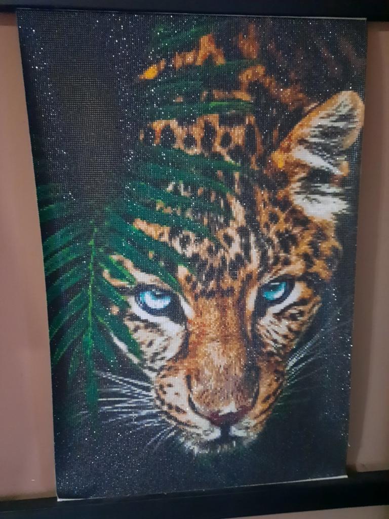 Diamond Painting Luipaard met Blauwe Ogen - 84,5x75 cm, Hobby en Vrije tijd, Ophalen of Verzenden, Gebruikt, Overige typen