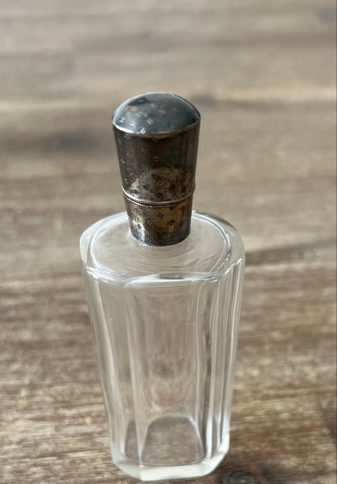 Antieke Odeur Parfumflesje met Zilveren Dop, Ophalen of Verzenden