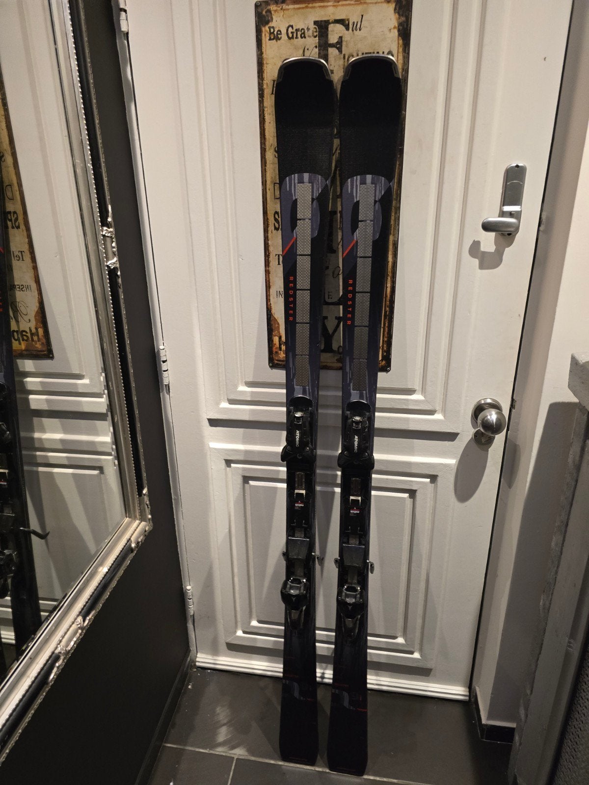 176cm ATOMIC REDSTER Q9 I  REVOSHOCK RVSK LIMITED CARUBA, 160 tot 180 cm, Ophalen of Verzenden, Zo goed als nieuw, Carve