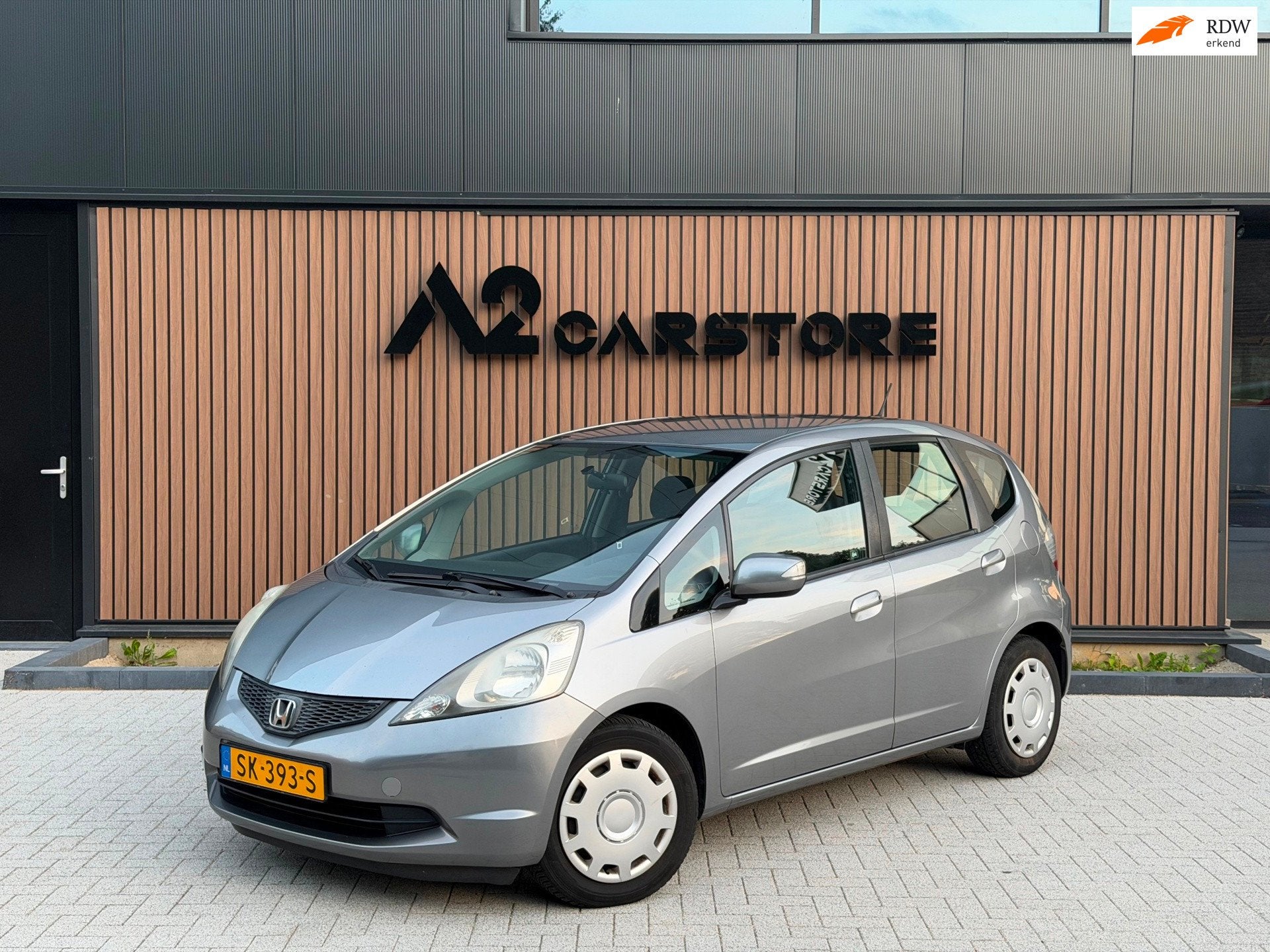 Honda Jazz 1.4 Comfort AUTOMAAT AIRCO APK NETTE AUTO, Auto's, Euro 5, Gebruikt, Zwart, 4 cilinders