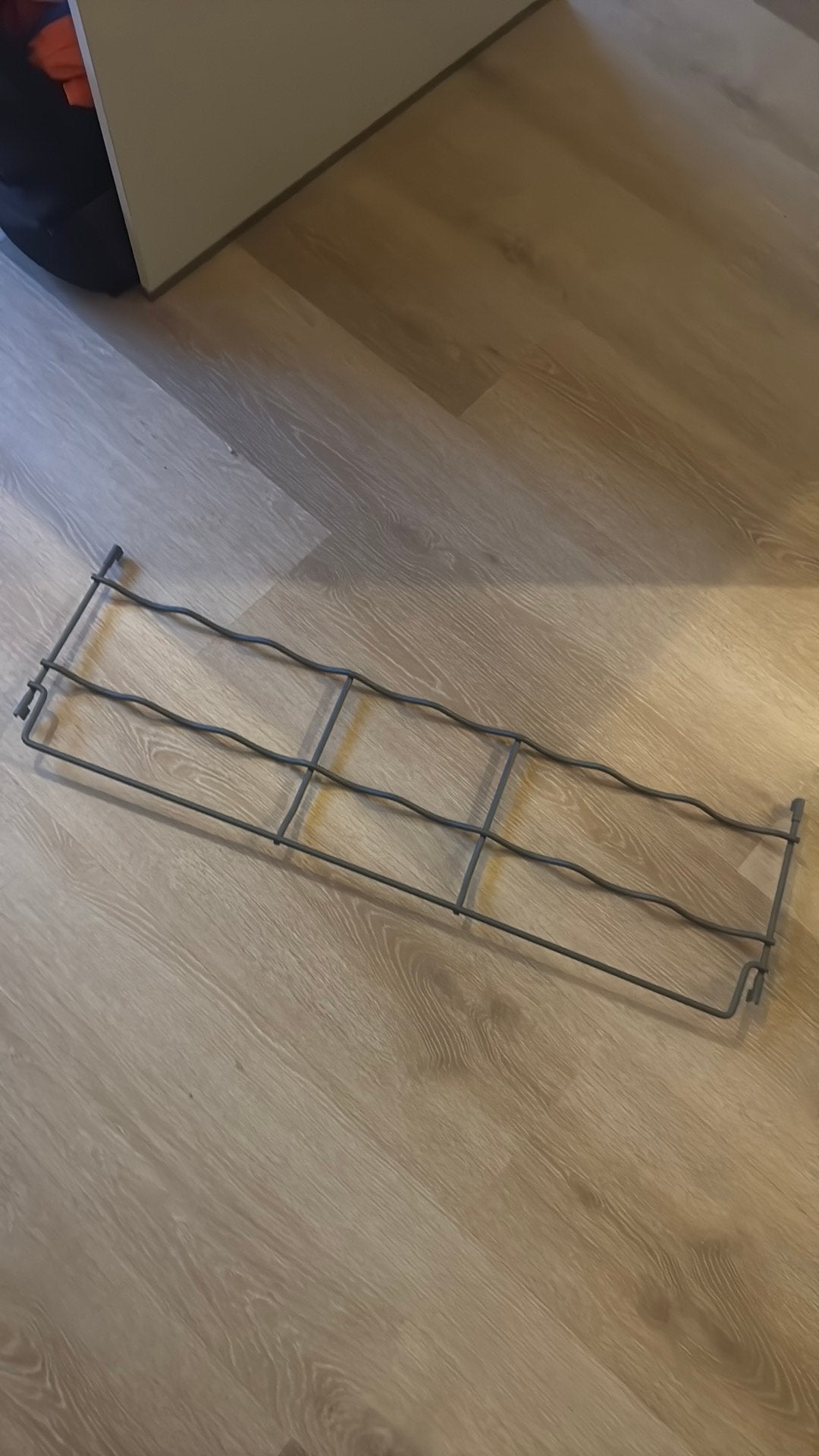 Wijnrek ivar kast, Ophalen, Zo goed als nieuw