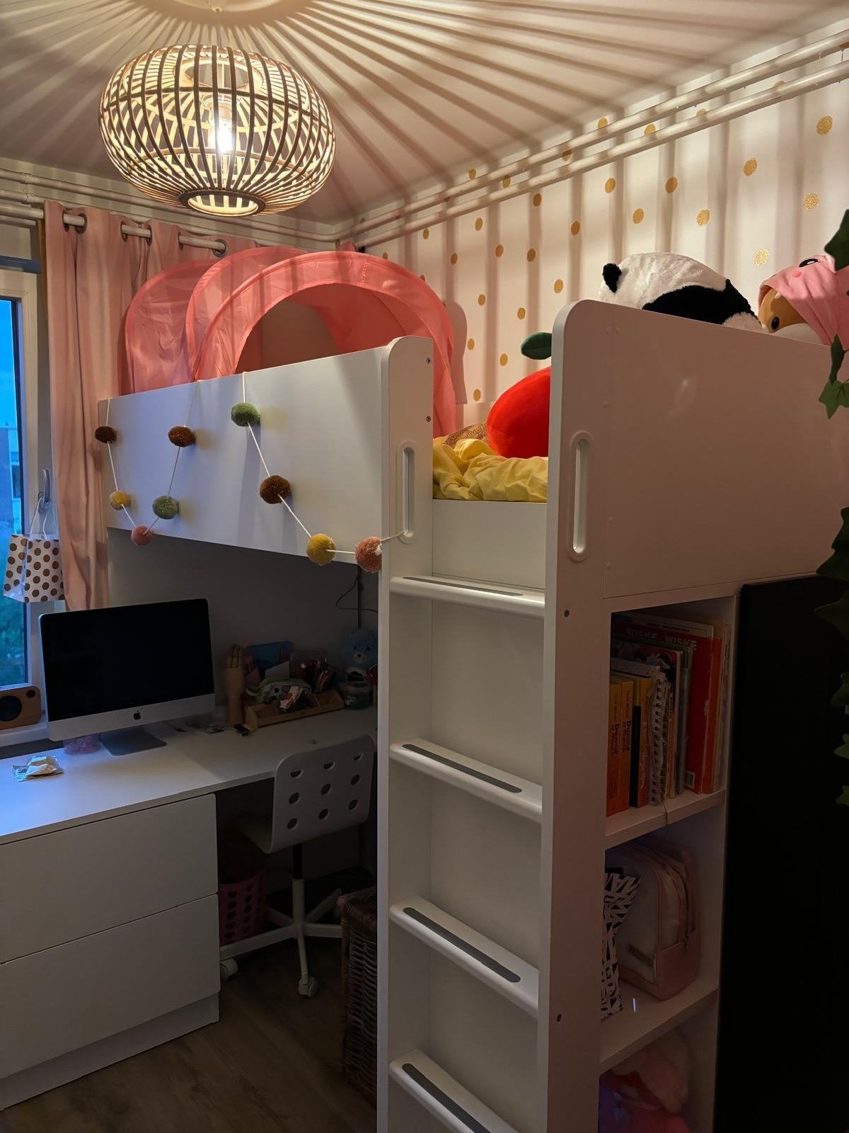 IKEA Stuva Hoogslaper - Z.g.a.n. met bureau en kast, Huis en Inrichting, Ophalen, Zo goed als nieuw, Hoogslaper