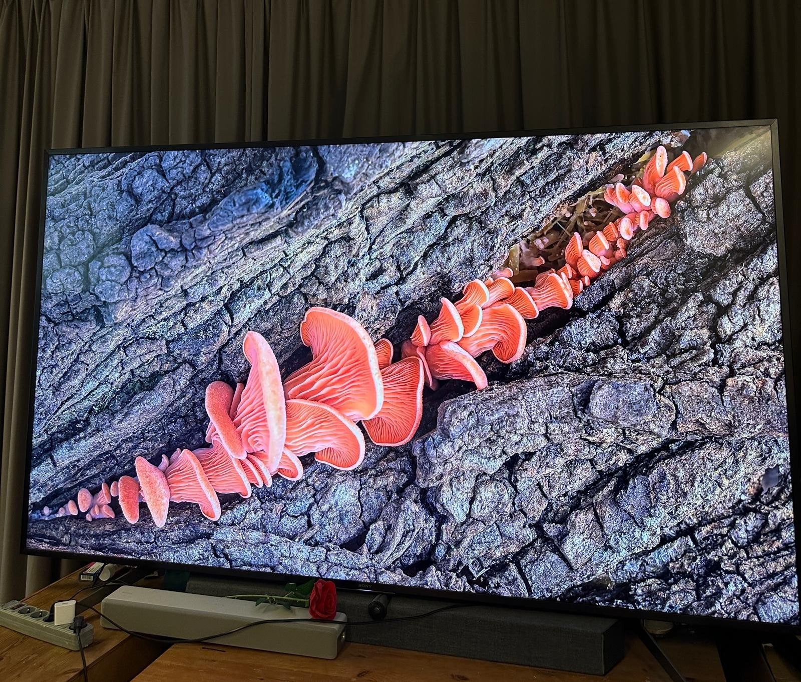 Smart- TV Sony Bravia  85 inch ,100hz 4k., Audio, Tv en Foto, Televisies, Ophalen, LED, Zo goed als nieuw, 100 Hz