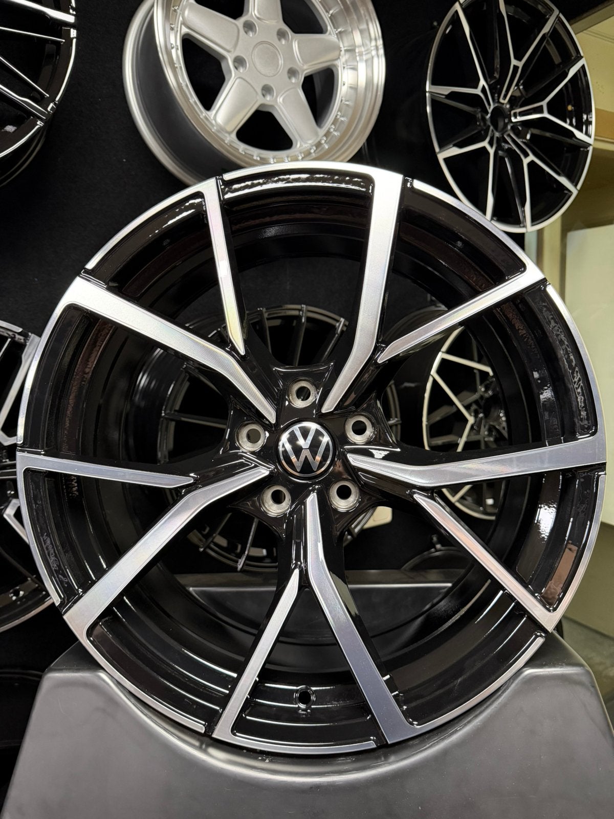 19 inch velgen voor Volkswagen Estoril R 5x112 Golf 5 6 7 8, Auto-onderdelen, Banden en Velgen, 19 inch, Velg(en), Nieuw, Ophalen of Verzenden
