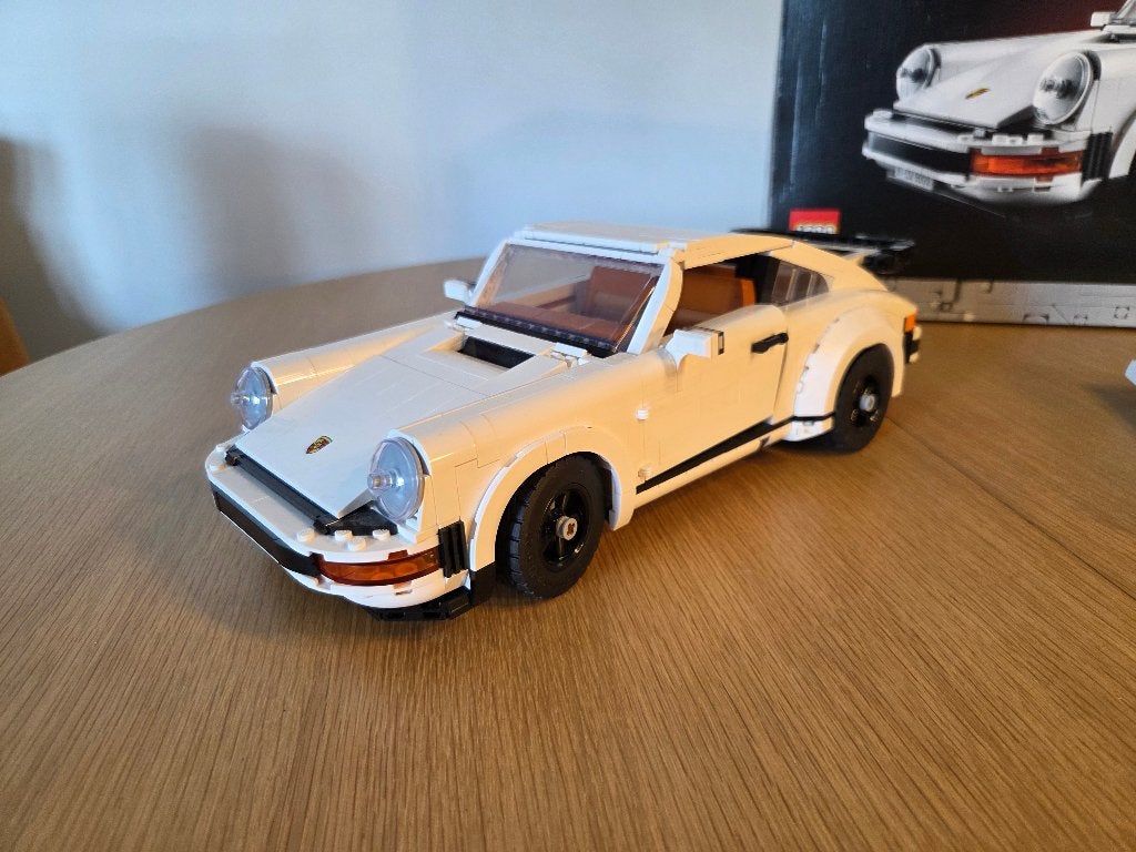 Lego Porsche 911 (10295) met doos en instructieboekje, Lego, Compleet, Ophalen of Verzenden, Zo goed als nieuw