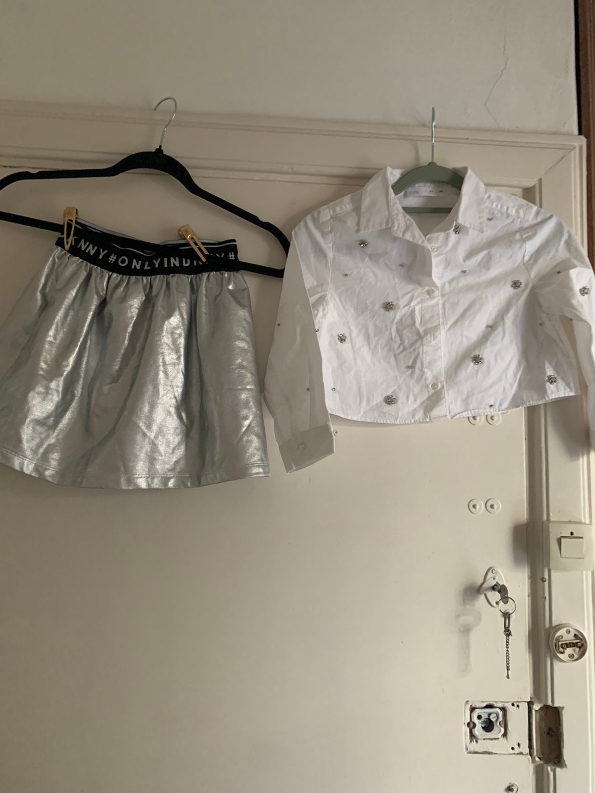 DKNY rok en Zara blouse - Maat 116/122, Kinderen en Baby's, Kinderkleding | Maat 116, Ophalen of Verzenden, Zo goed als nieuw